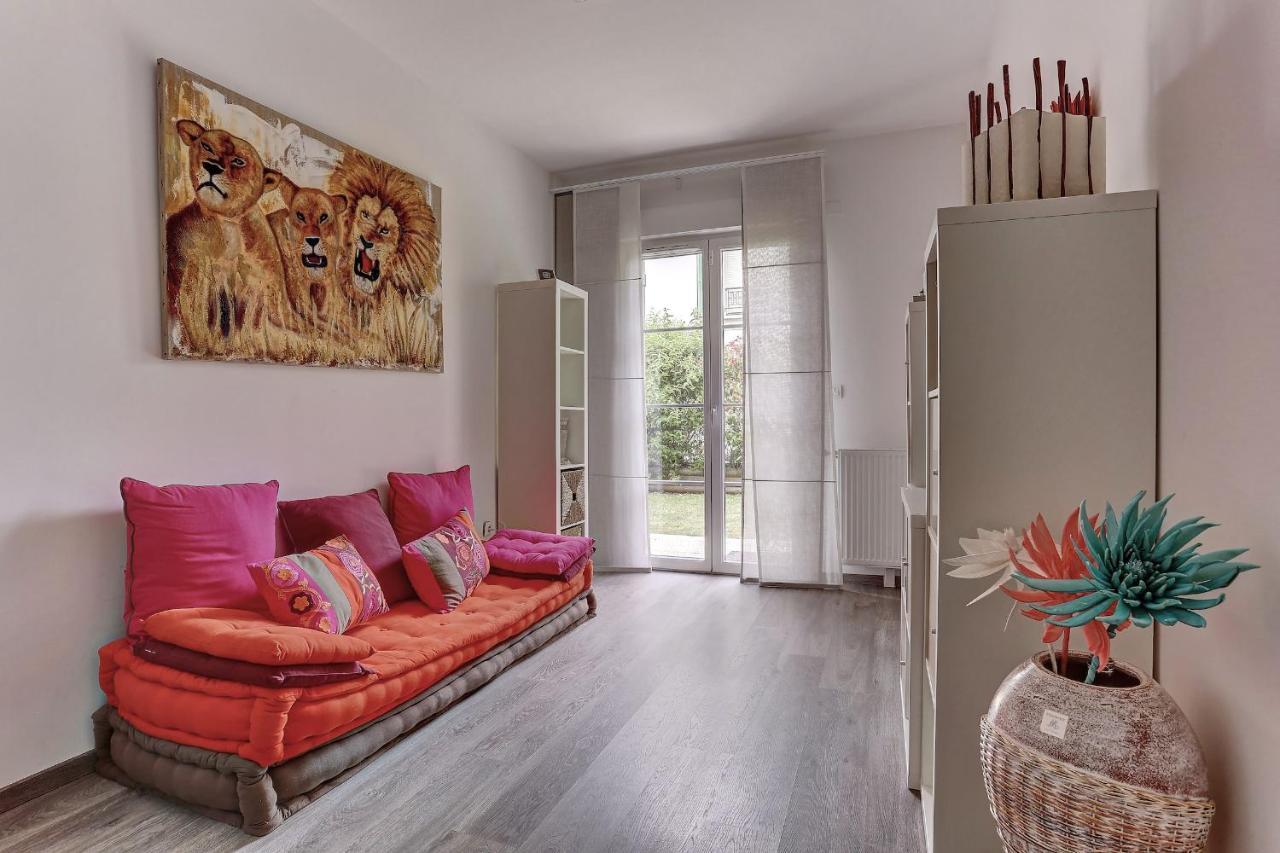 L'Ulysse Apartment Mere Bagian luar foto